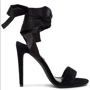 Steve Madden Promise Heel